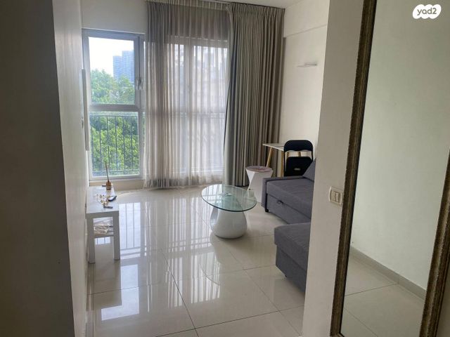 אבן גבירול 179