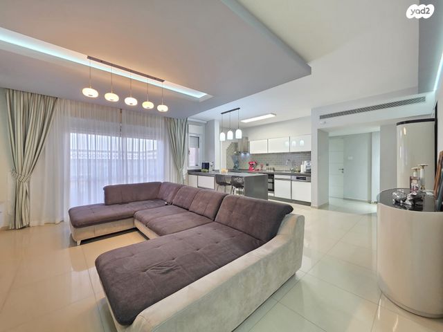 שדרות מלכי ישראל 