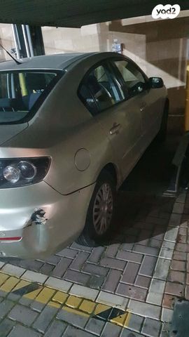 מודעת רכב מאזדה 3