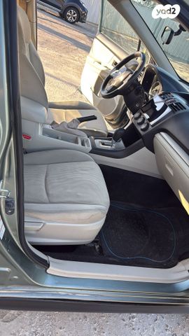 מודעת רכב סובארו XV