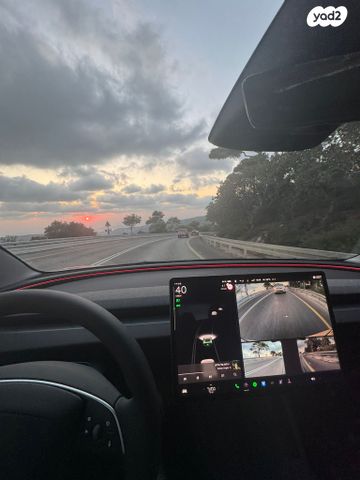 מודעת רכב טסלה מודל 3