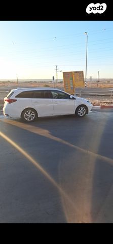 מודעת רכב טויוטה אוריס