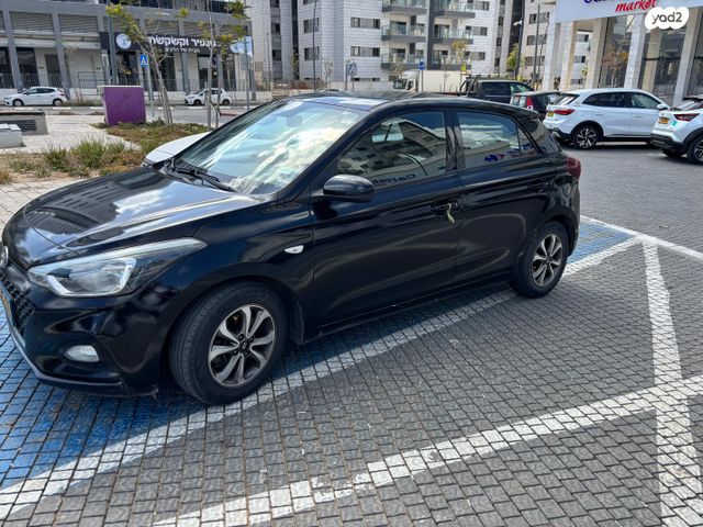 מודעת רכב יונדאי i20