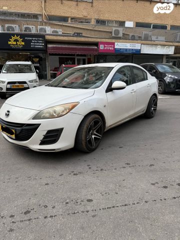 מודעת רכב מאזדה 3