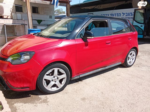 מודעת רכב אם ג'י MG3