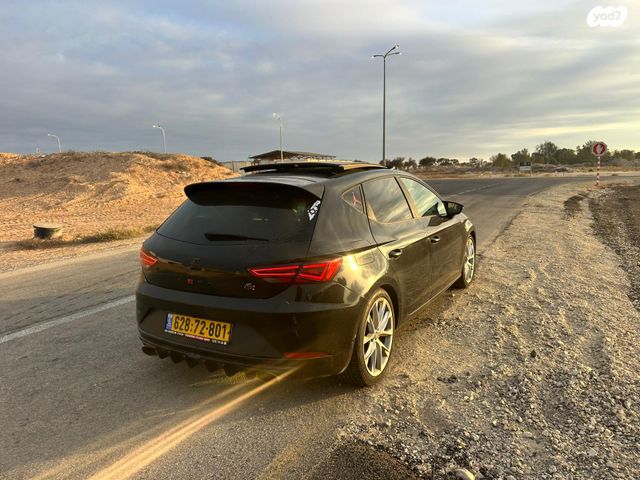 מודעת רכב סיאט לאון
