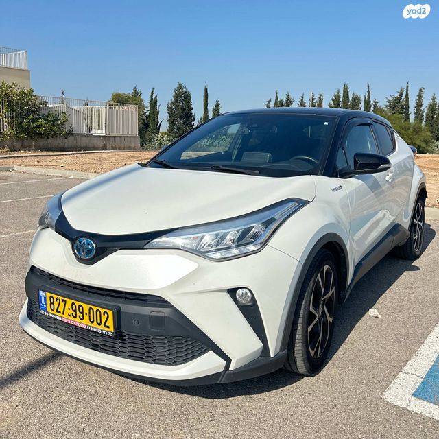 מודעת רכב טויוטה C-HR