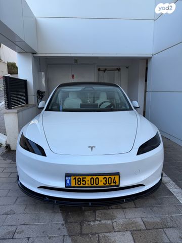 מודעת רכב טסלה מודל 3