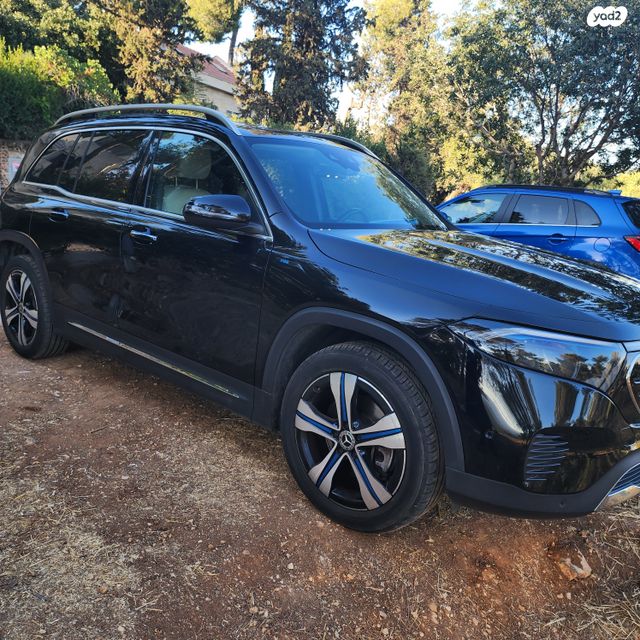 מודעת רכב מרצדס-בנץ EQB