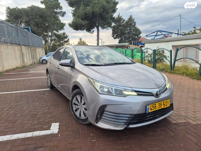 מודעת רכב טויוטה קורולה