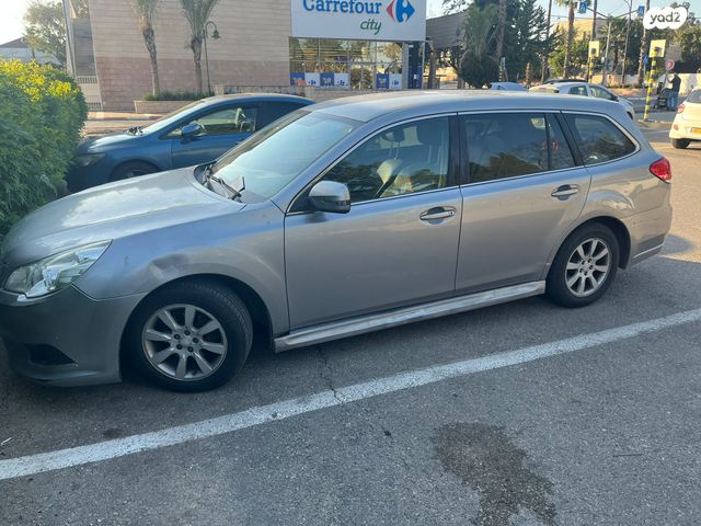 מודעת רכב סובארו B4/לגאסי