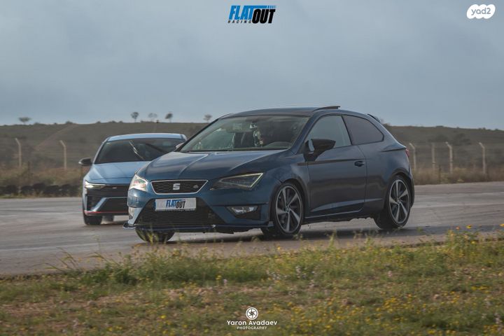 מודעת רכב סיאט לאון