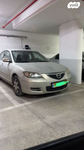 מודעת רכב מאזדה 3