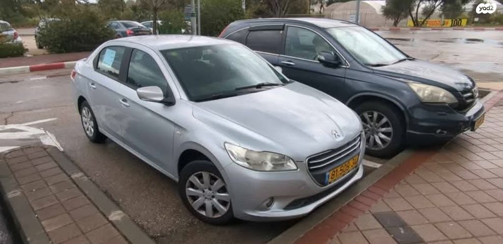 מודעת רכב פיג'ו 301