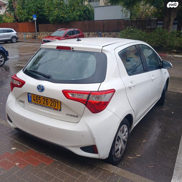 מודעת רכב טויוטה יאריס