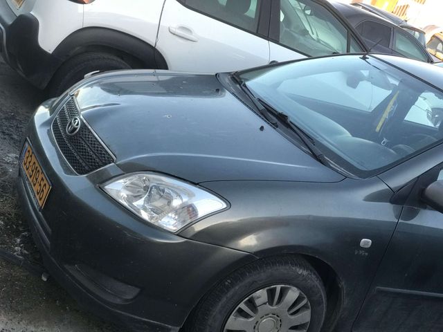 מודעת רכב טויוטה קורולה