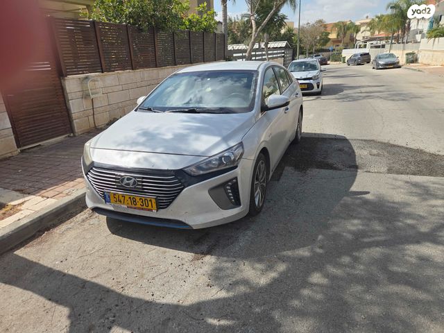 מודעת רכב יונדאי איוניק