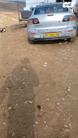 מודעת רכב מאזדה 3