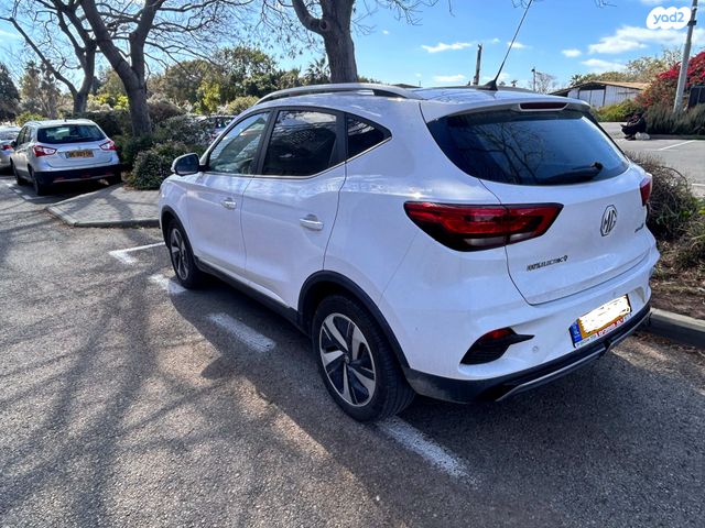 מודעת רכב אם ג'י ZS