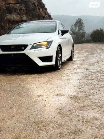 מודעת רכב סיאט לאון