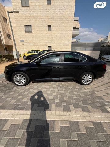 מודעת רכב סקודה סופרב