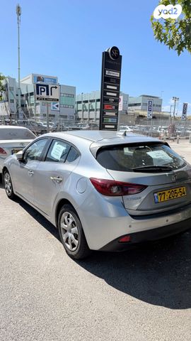 מודעת רכב מאזדה 3