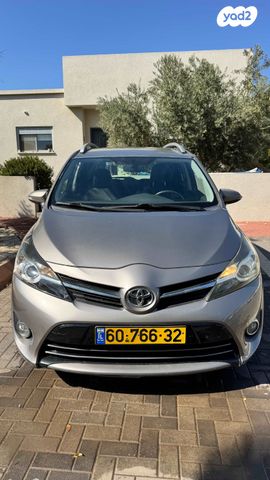 מודעת רכב טויוטה ורסו