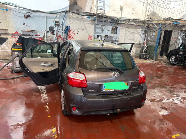 מודעת רכב טויוטה אוריס