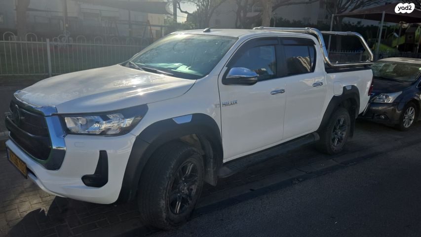 מודעת רכב טויוטה היילקס