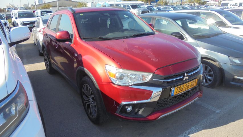 מודעת רכב מיצובישי ASX