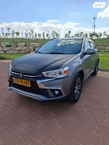 מודעת רכב מיצובישי ASX