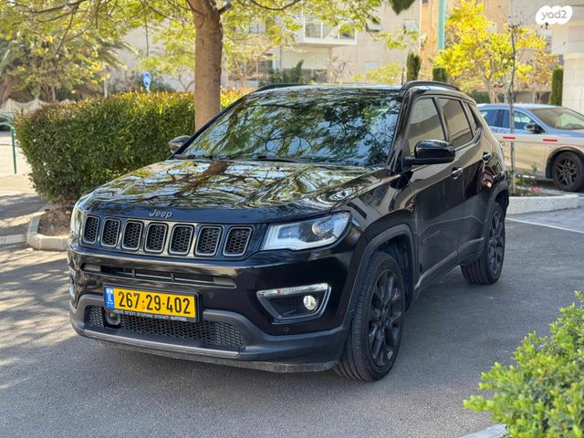 מודעת רכב ג'יפ קומפאס