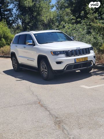 מודעת רכב ג'יפ גרנד צ'ירוקי