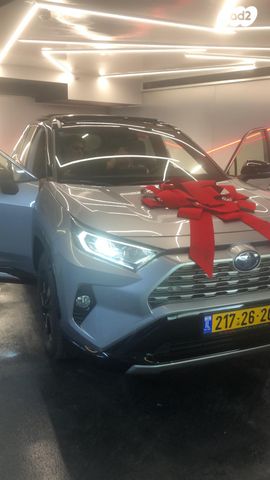 מודעת רכב טויוטה RAV4