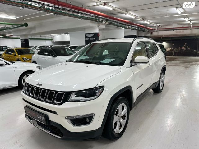 מודעת רכב ג'יפ קומפאס