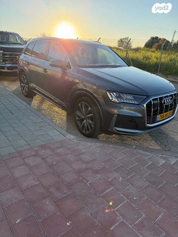 מודעת רכב אאודי Q7