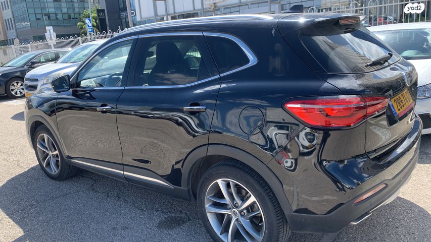 מודעת רכב אם ג'י EHS PHEV