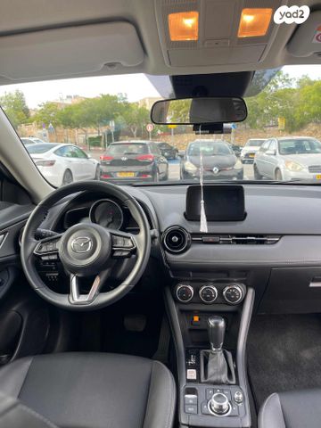 מודעת רכב מאזדה CX-3