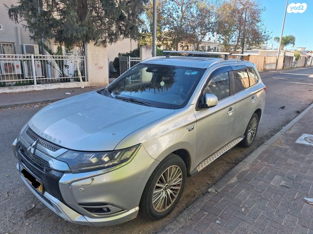 מודעת רכב מיצובישי אאוטלנדר