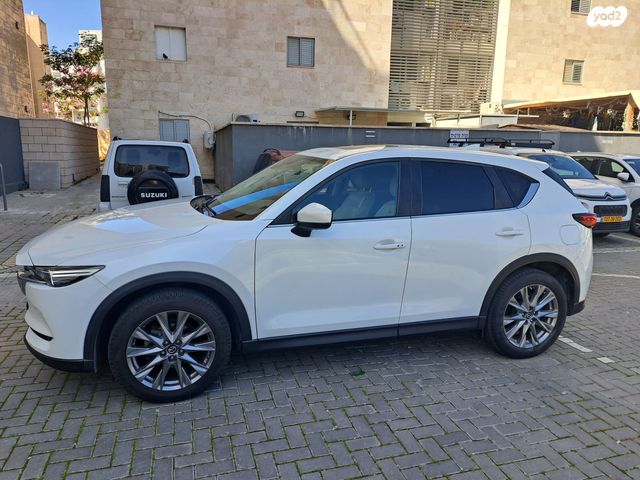 מודעת רכב מאזדה CX-5
