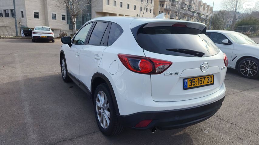 מודעת רכב מאזדה CX-5