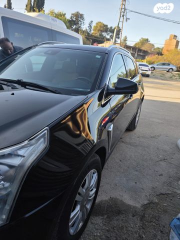 מודעת רכב קאדילק SRX