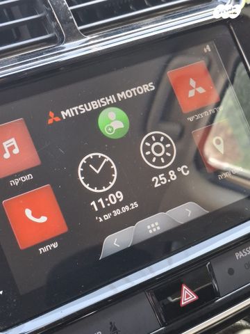 מודעת רכב מיצובישי ASX