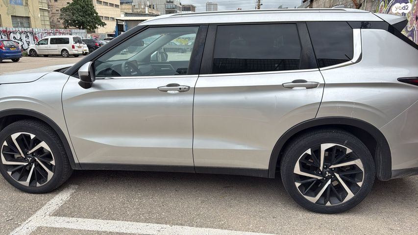 מודעת רכב מיצובישי אאוטלנדר