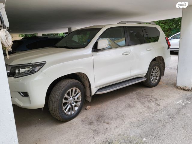 מודעת רכב טויוטה לנד קרוזר