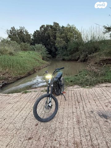 מודעת רכב סורון Light Bee X