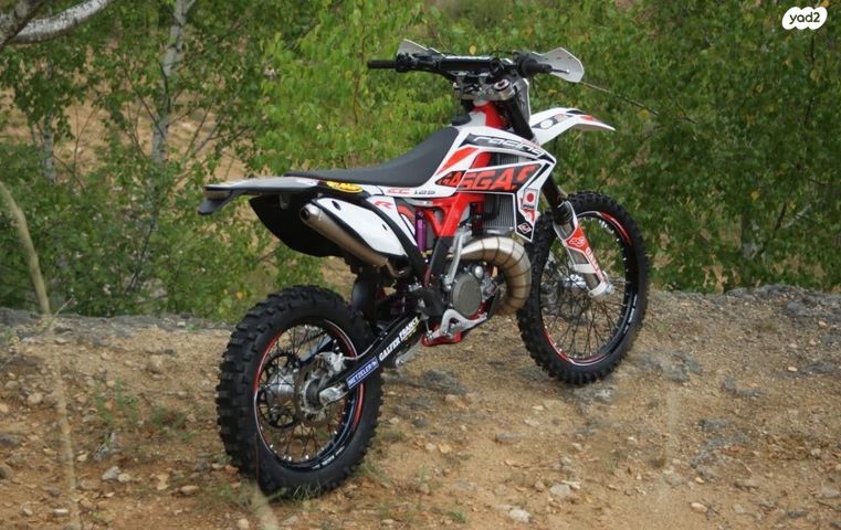 מודעת רכב גאס-גאס EC125