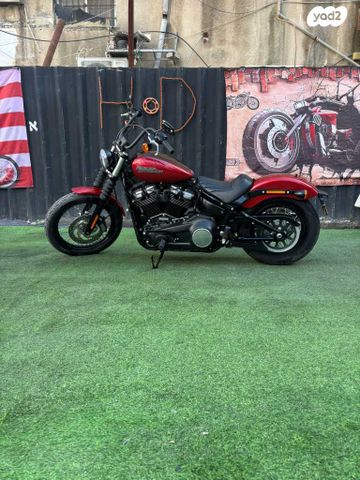 מודעת רכב הרלי דיווידסון סטריט בוב 107