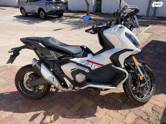 מודעת רכב הונדה X-ADV750