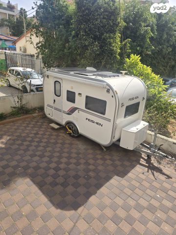 מודעת רכב נגרר (קראוון נגרר)